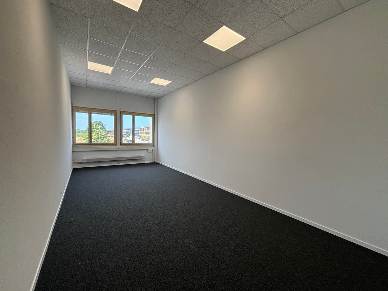 Büro an Avenue du Mont-Blanc 31, 1196 Gland – Bild 3 von 5