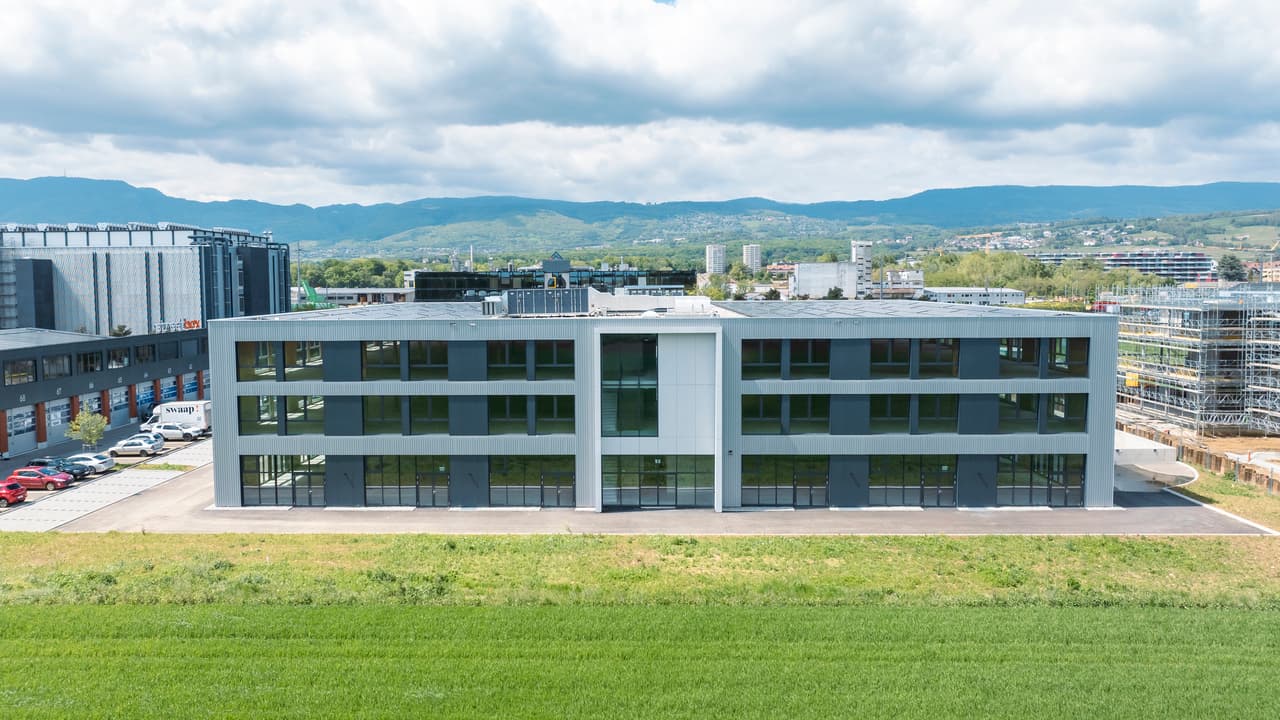 Office at Route des Avouillons 17A, 1196 Gland