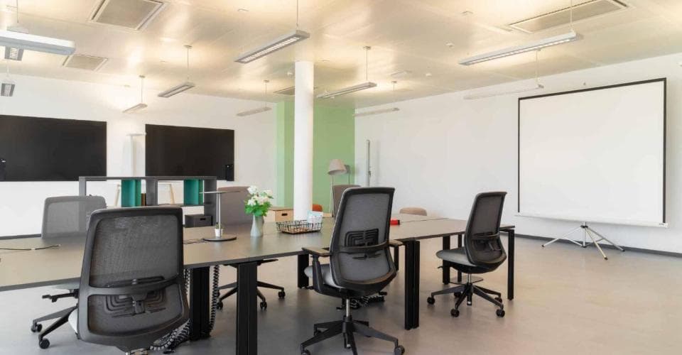 Büro an 1, chemin Louis- Hubert, 1213 Petit-Lancy