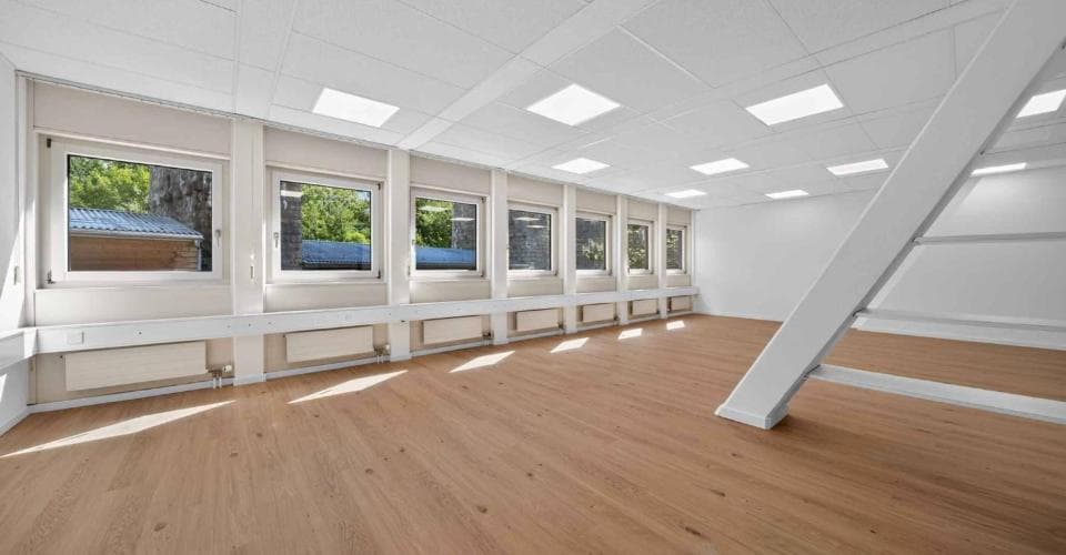 Büro an 101, avenue de Lavaux, 1009 Pully