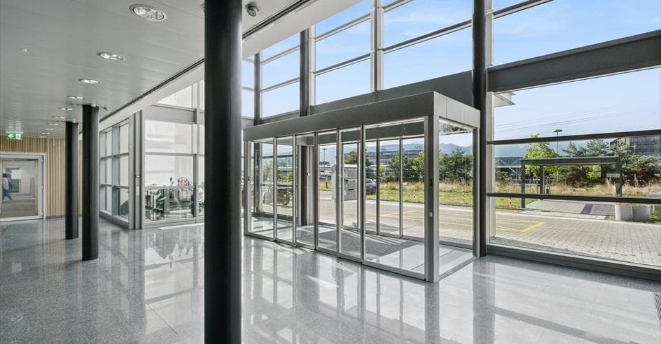 Office at Rte François-Peyrot 10-14, 1218 Le Grand-Saconnex, 1218 Le Grand-Saconnex – Photo 2 of 19