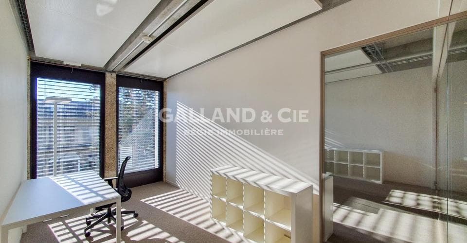 Office at Avenue Mon-Repos 22, 1001 Lausanne – Photo 2 of 4