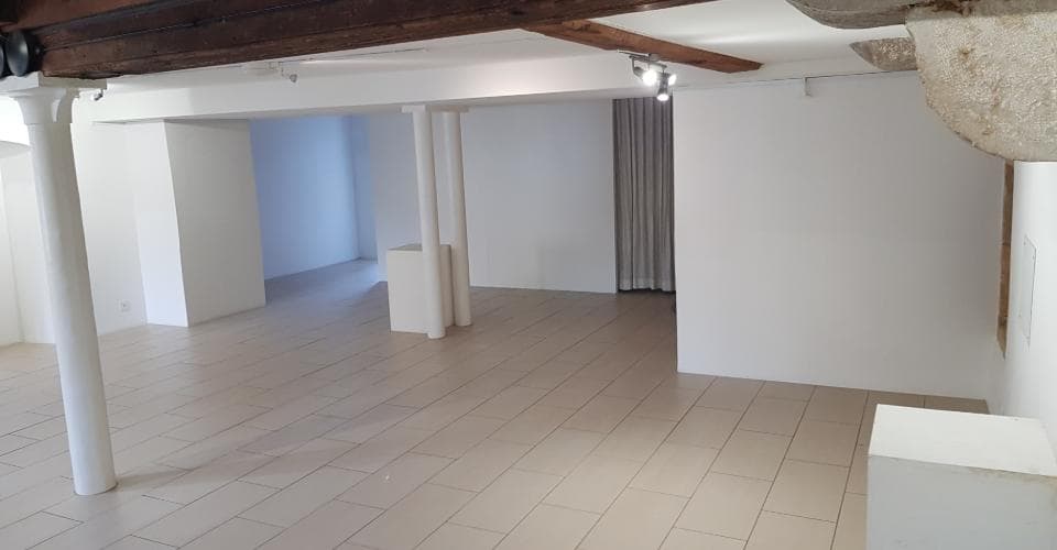 Gewerbe an Place de la Collégiale 2, 2042 Valangin – Bild 5 von 15