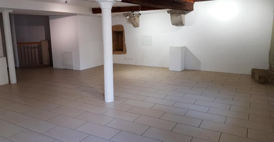 Gewerbe an Place de la Collégiale 2, 2042 Valangin – Bild 3 von 15
