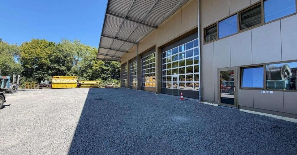 Industrie in 1566 St-Aubin FR, 3740m²