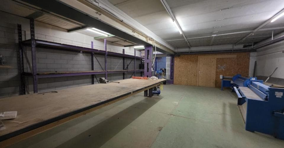 Dépôt au Rue du Parc 141, 2300 La Chaux-de-Fonds – Photo 3 sur 7