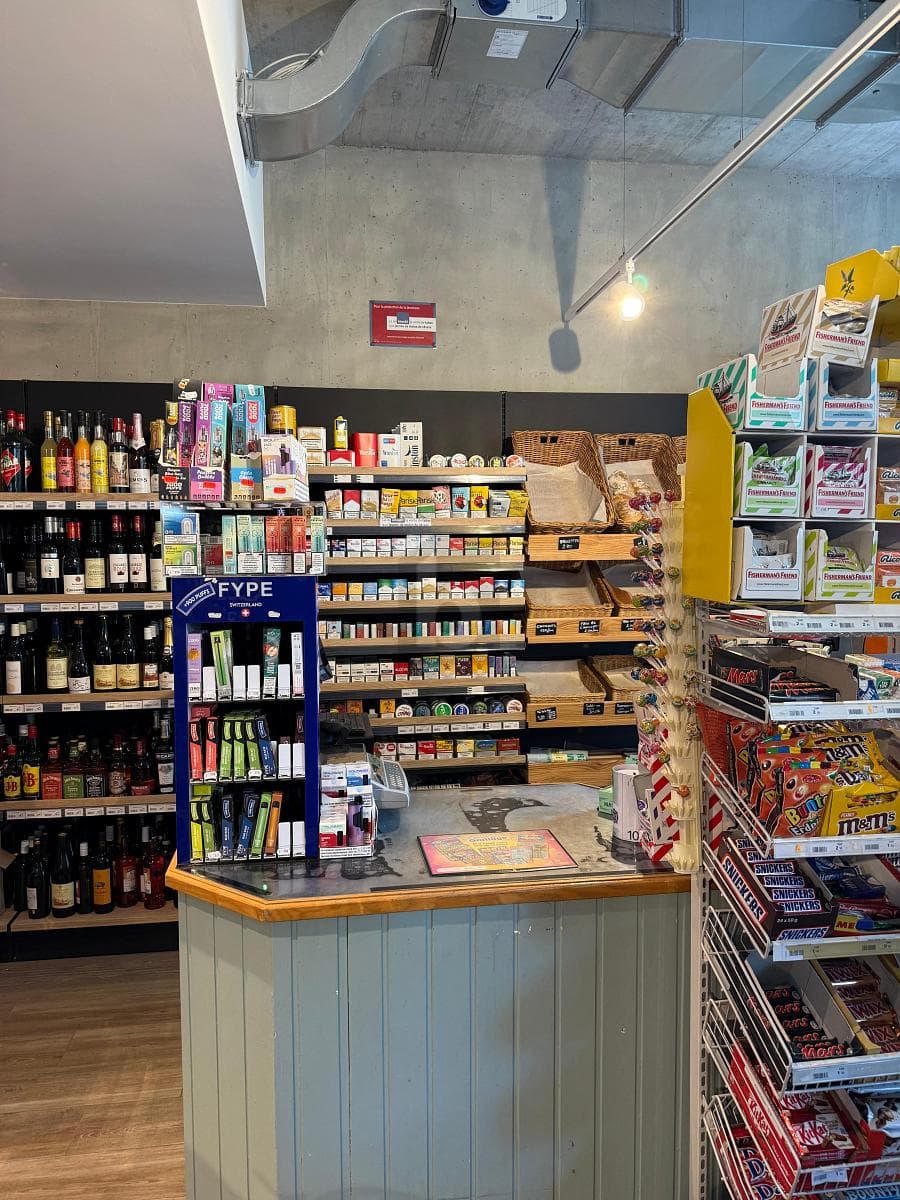 Ladenfläche in 1023 Crissier, 115m² – Bild 2 von 6