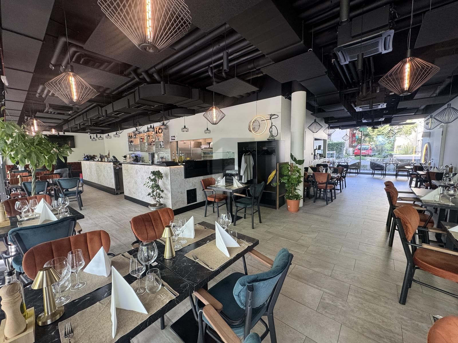 Gastronomie in 1022 Chavannes-près-Renens, 206m²