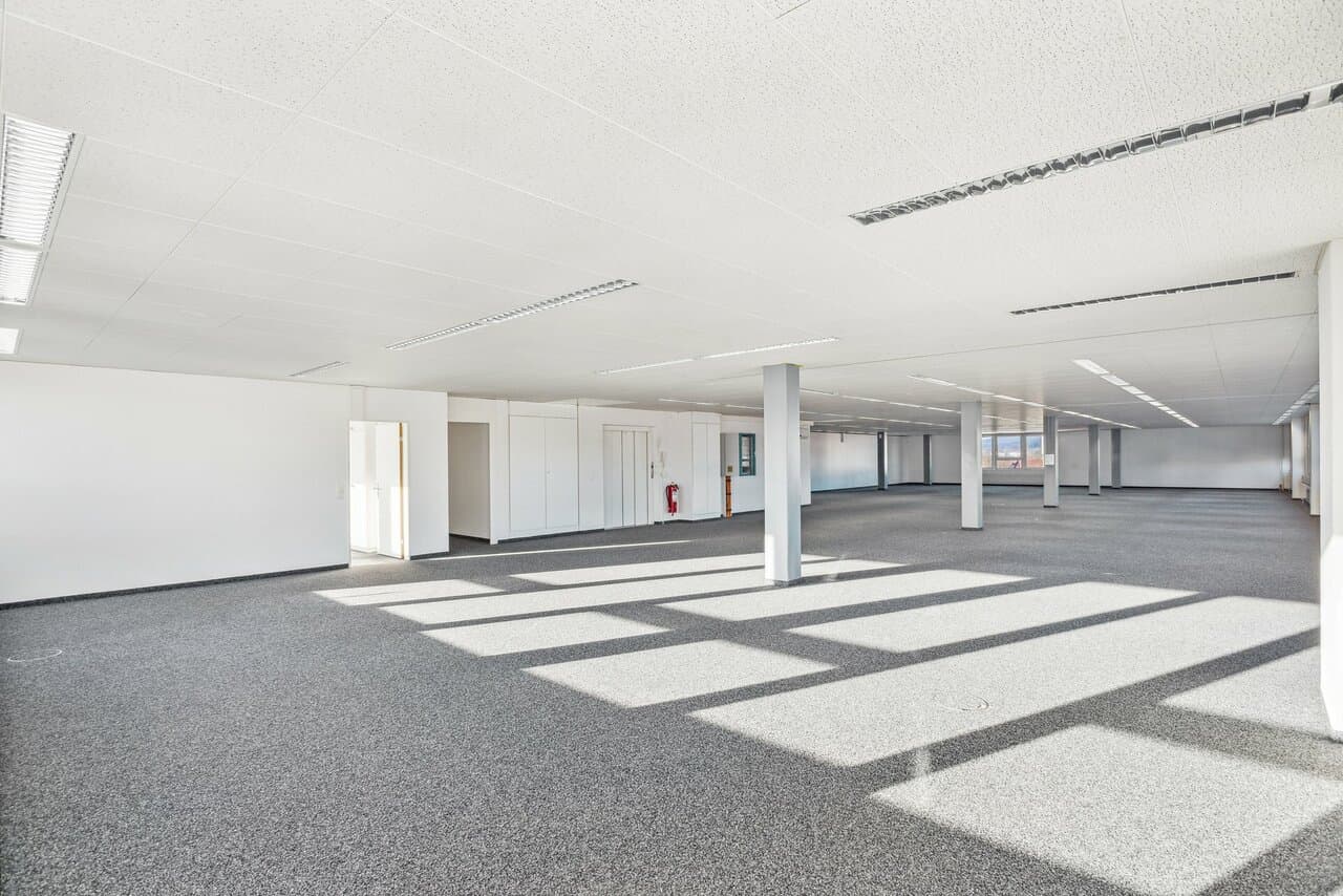 Büro an Bahnstrasse 58, 8105 Regensdorf – Bild 2 von 8