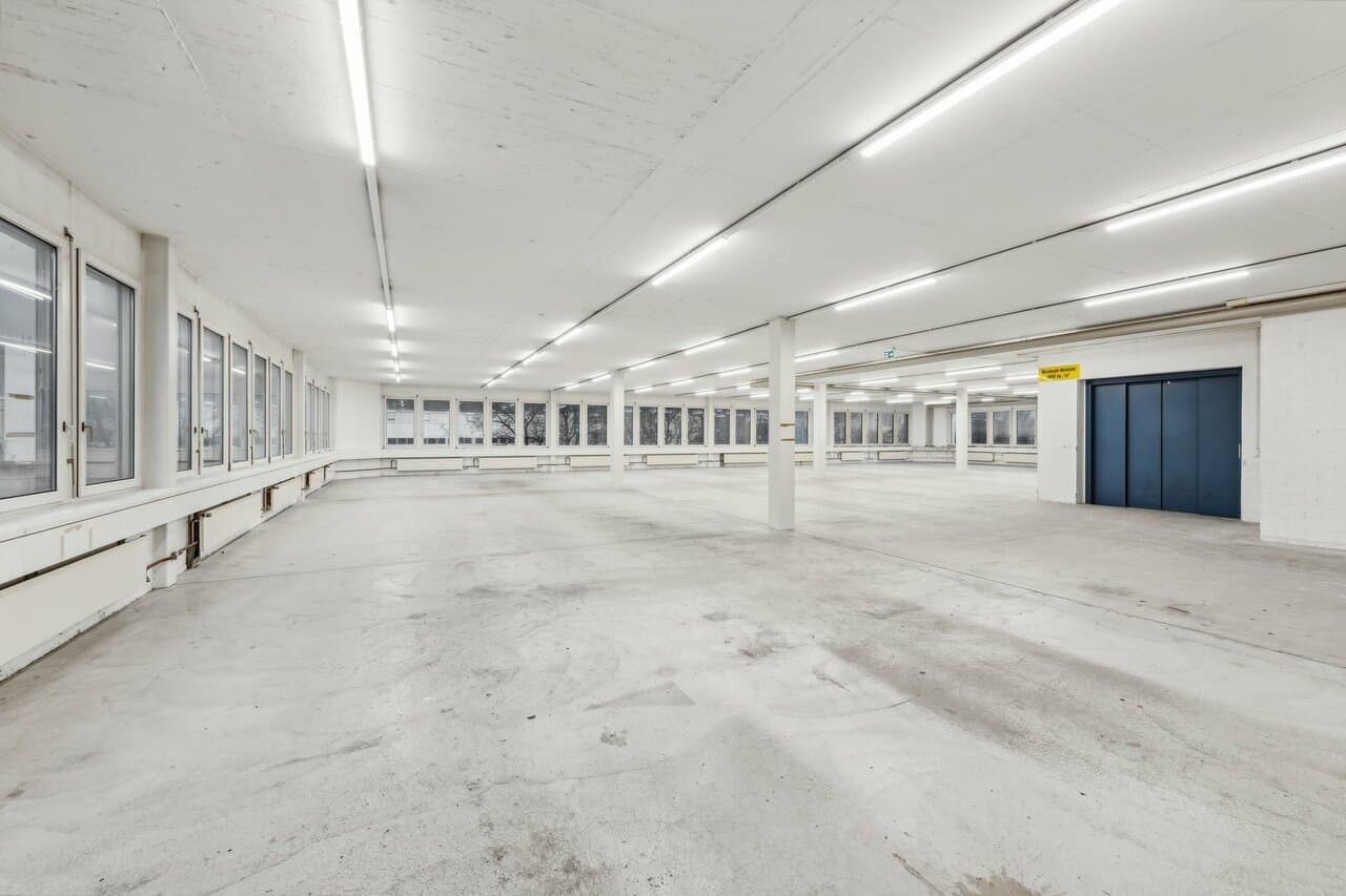 Büro an Härdlistrasse 17, 8957 Spreitenbach – Bild 2 von 11