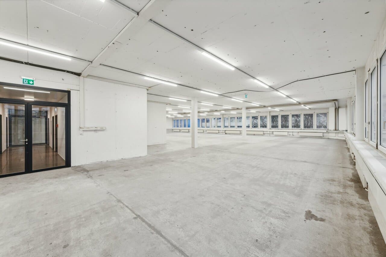 Büro an Härdlistrasse 17, 8957 Spreitenbach – Bild 3 von 11