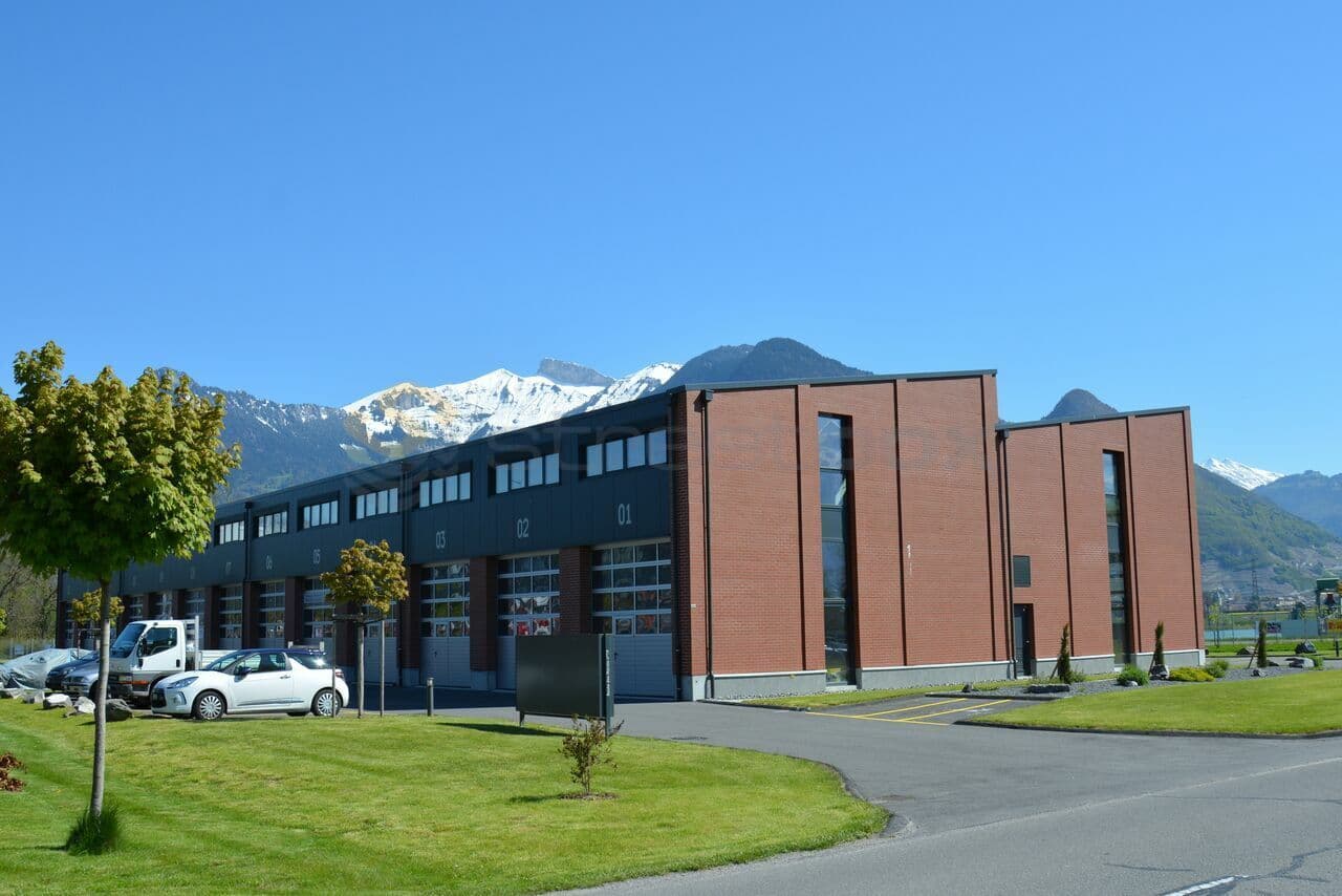 Büro an Route de l'Industrie 13-15, 1860 Aigle