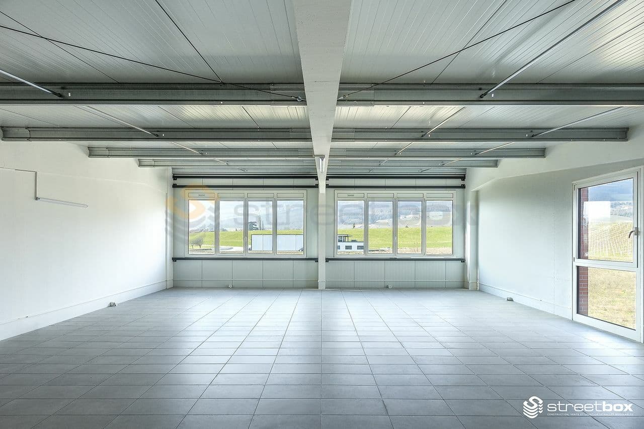 Büro an Route des Helvètes 2, 2074 Marin-Epagnier – Bild 2 von 2
