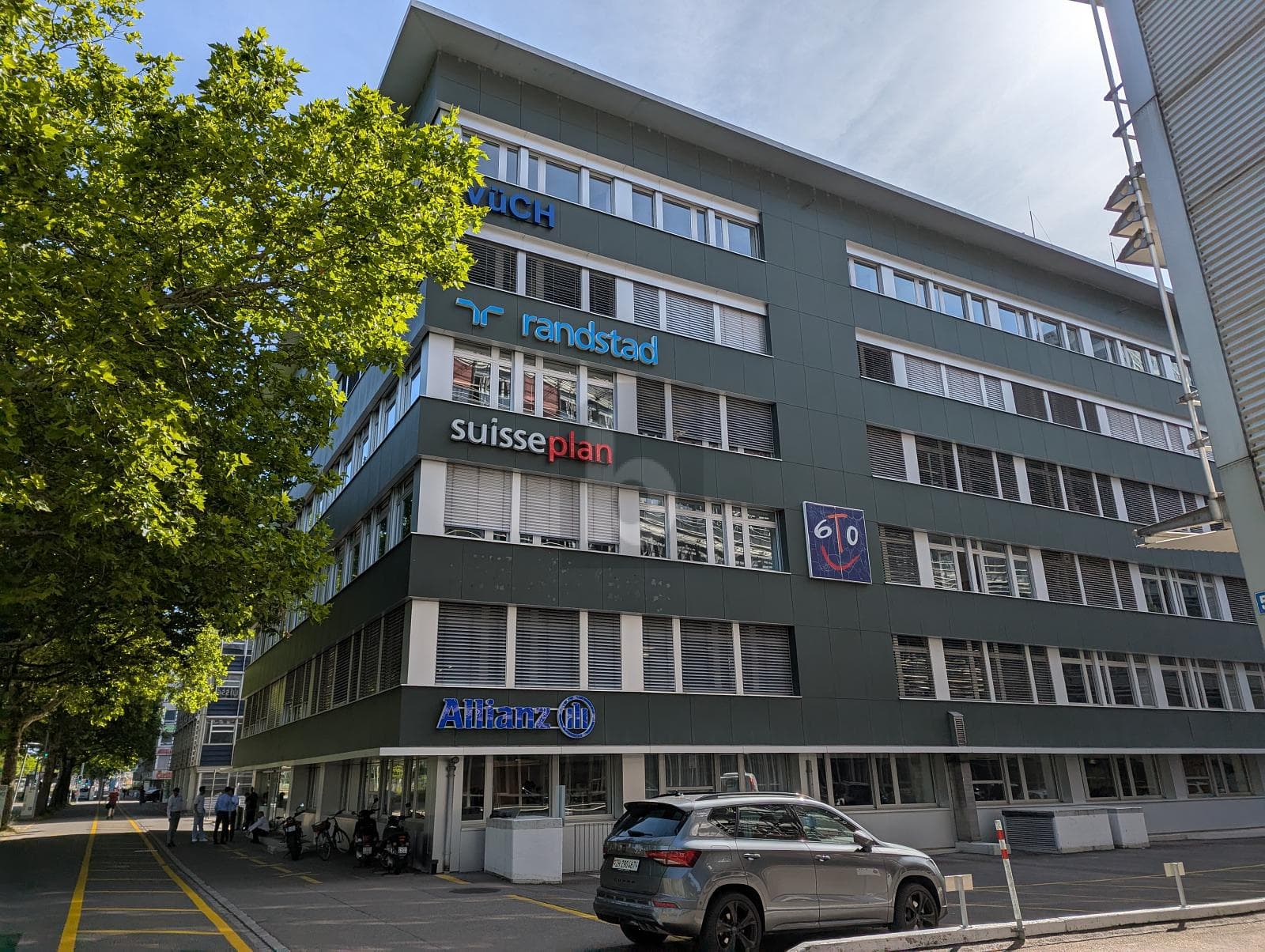 Büro in 8050 Zürich, 837m²