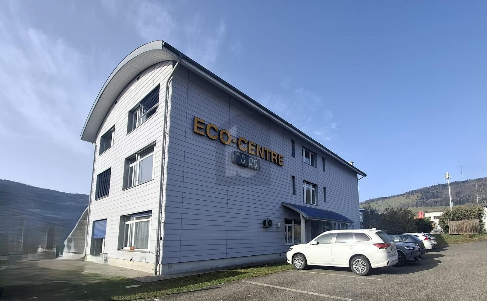 Büro in 2855 Glovelier, 25m²