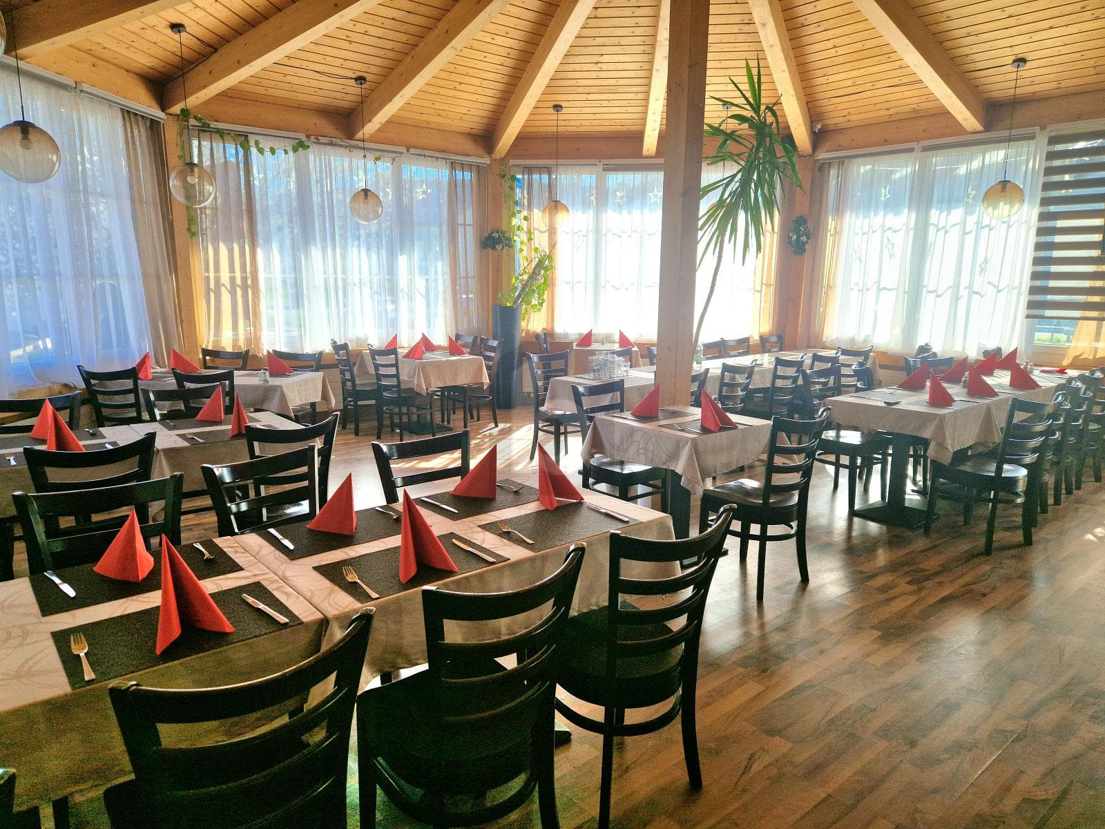 Gastronomie in 5734 Reinach AG, 95m² – Bild 2 von 6