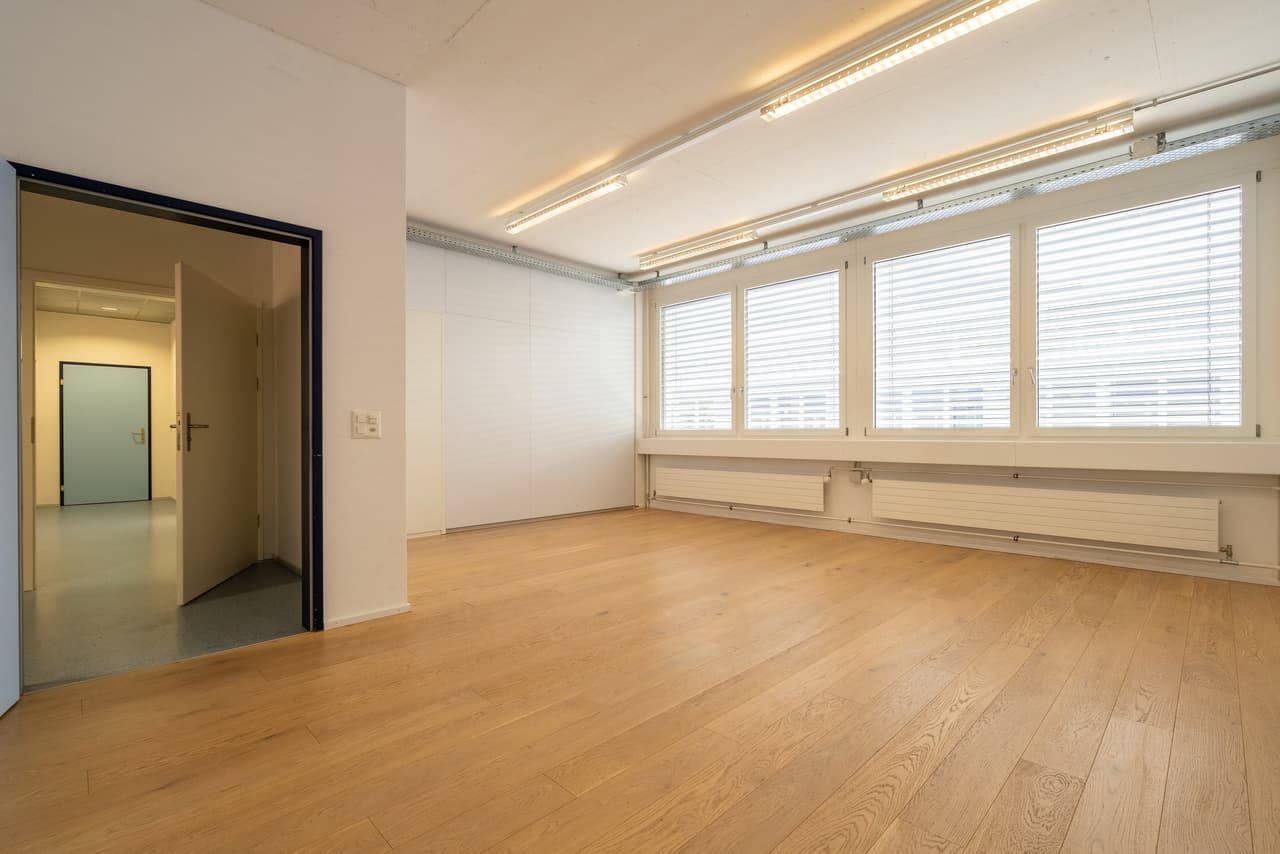 Büro an Industriestrasse 23, 6055 Alpnach Dorf – Bild 3 von 10