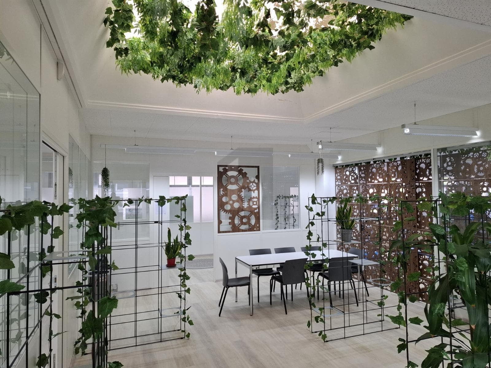Office in 2300 La Chaux-de-Fonds, 600m² – Photo 4 of 6