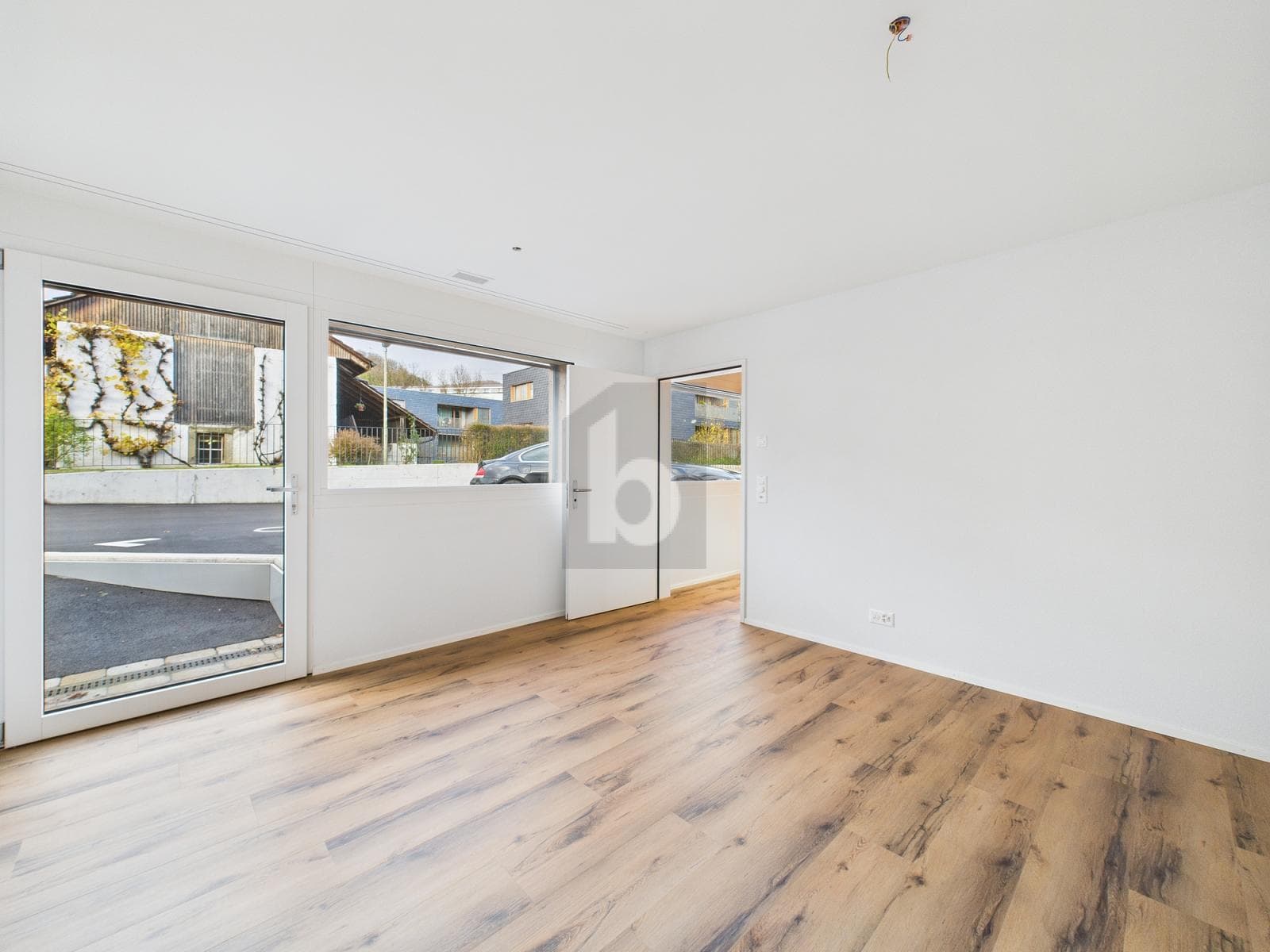Praxis in 4460 Gelterkinden, 227m² – Bild 4 von 6