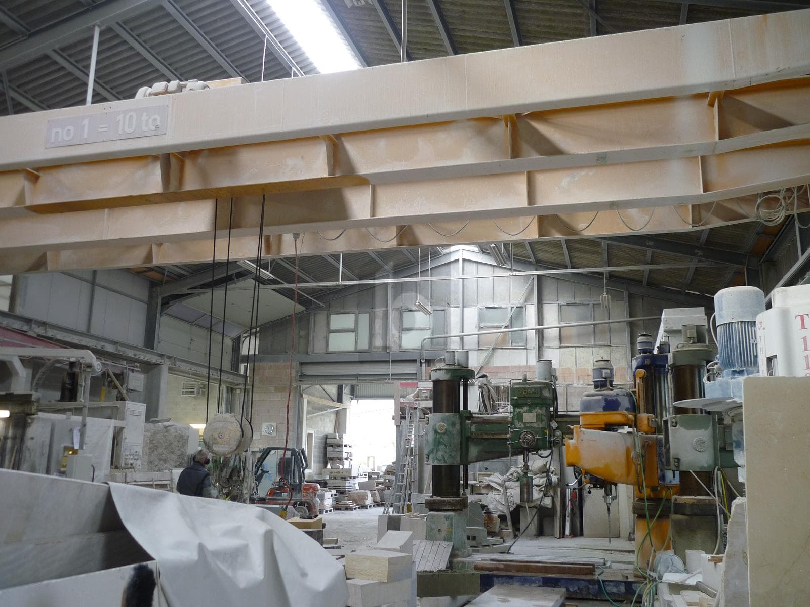 Industry in 1148 L'Isle, 297m² – Photo 5 of 6