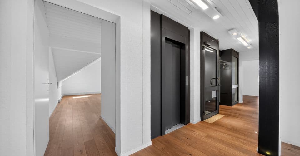 Office at Rue du Centre 2 bis, 1025 St-Sulpice VD – Photo 2 of 12