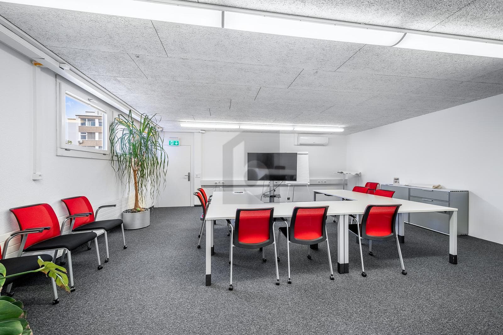 Büro in 8600 Dübendorf, 201m² – Bild 3 von 6
