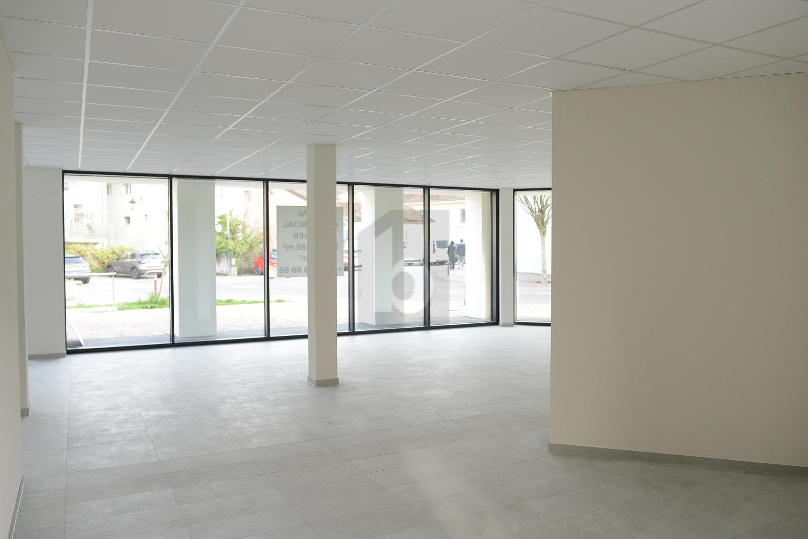 Ladenfläche in 1026 Denges, 109m² – Bild 5 von 6