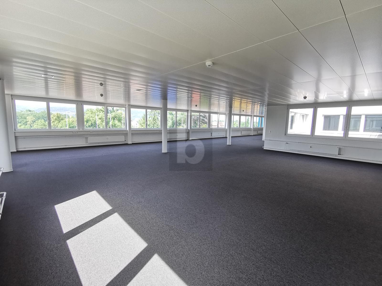 Büro in 4133 Pratteln, 527m²