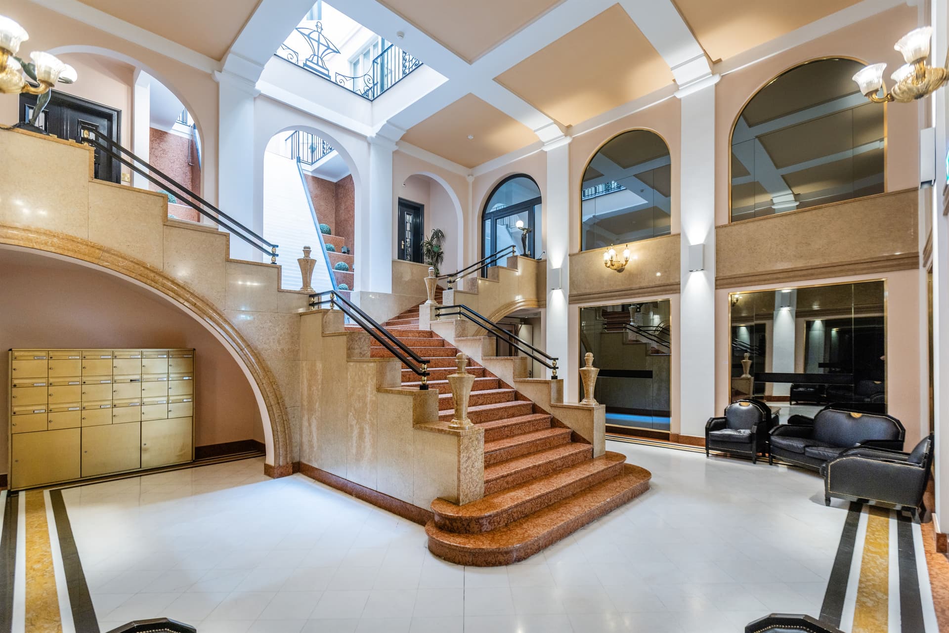Büro an Via Guglielmo Marconi 2, 6900 Lugano – Bild 2 von 3