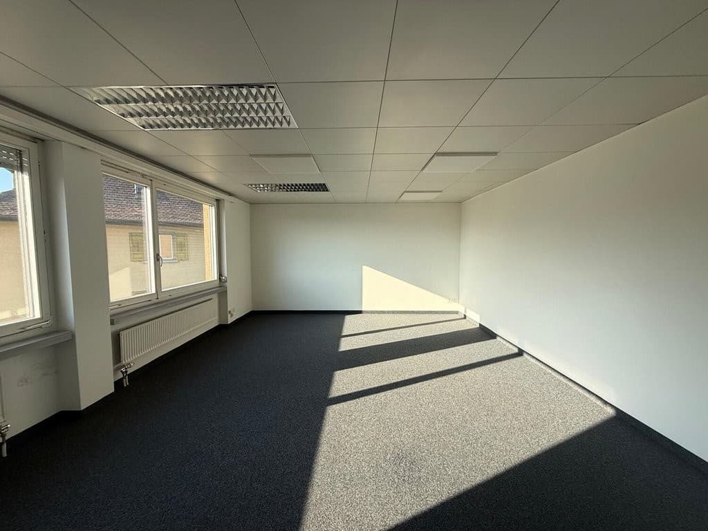 Büro an Weiningerstrasse 48, 8103 Unterengstringen – Bild 5 von 6