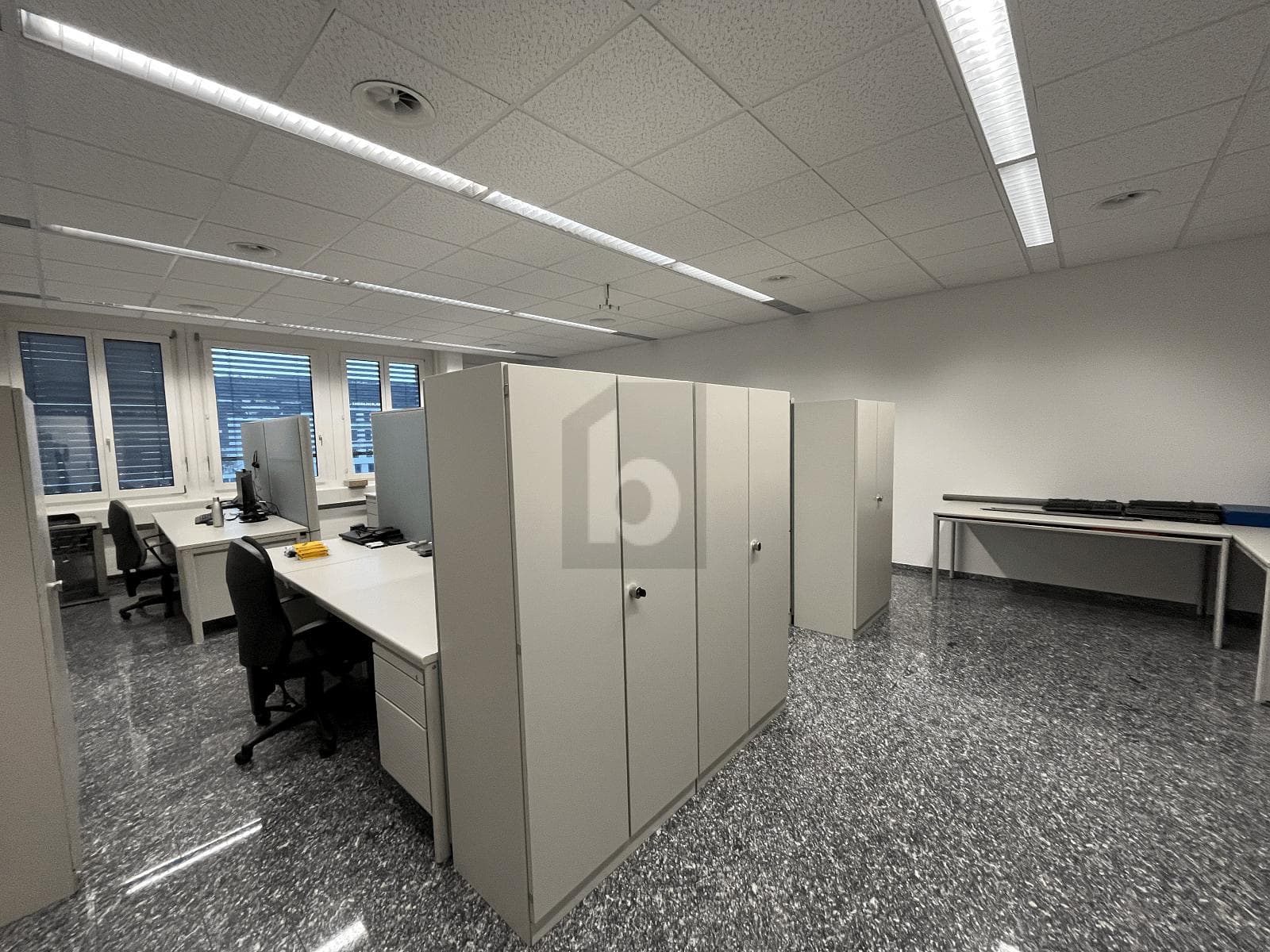 Büro in 8952 Schlieren, 200m² – Bild 3 von 6