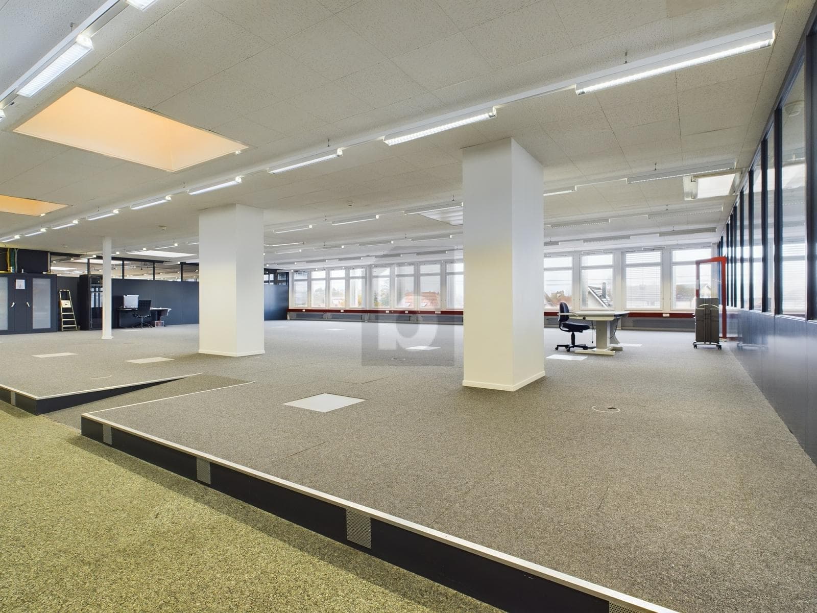 Büro in 4528 Zuchwil, 900m² – Bild 2 von 6