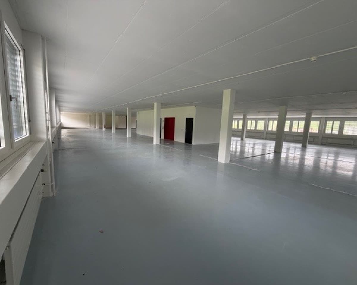 Gewerbe an Chemin de la Combeta 3-5, 2300 La Chaux-de-Fonds – Bild 5 von 8