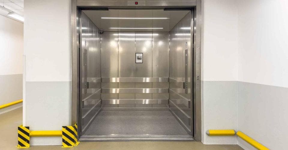Industrie in 1219 Le Lignon, 180m² – Bild 5 von 8