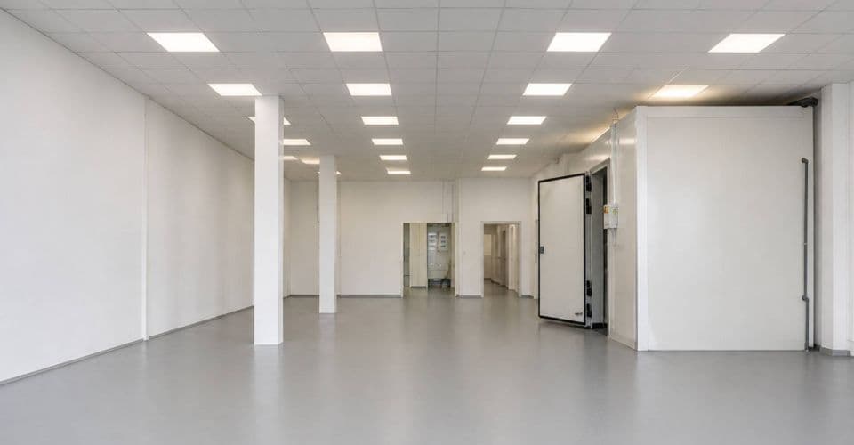 Industrie in 1219 Le Lignon, 180m² – Bild 1 von 8
