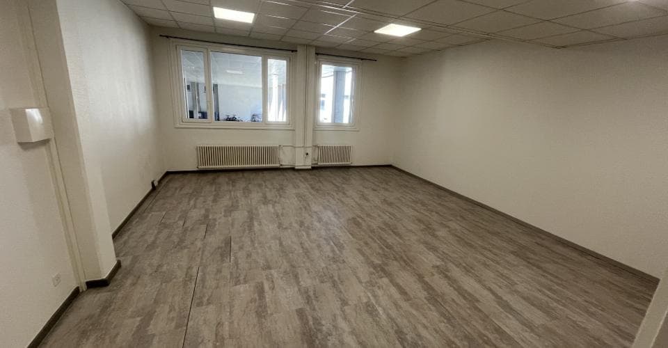 Büro an Route des Jeunes 5a, 1227 Les Acacias