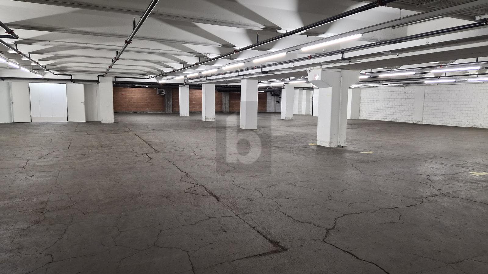 Lager in 8112 Otelfingen, 1002m²
