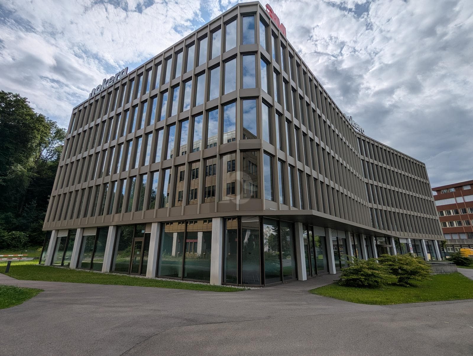 Büro in 8803 Rüschlikon, 1200m²