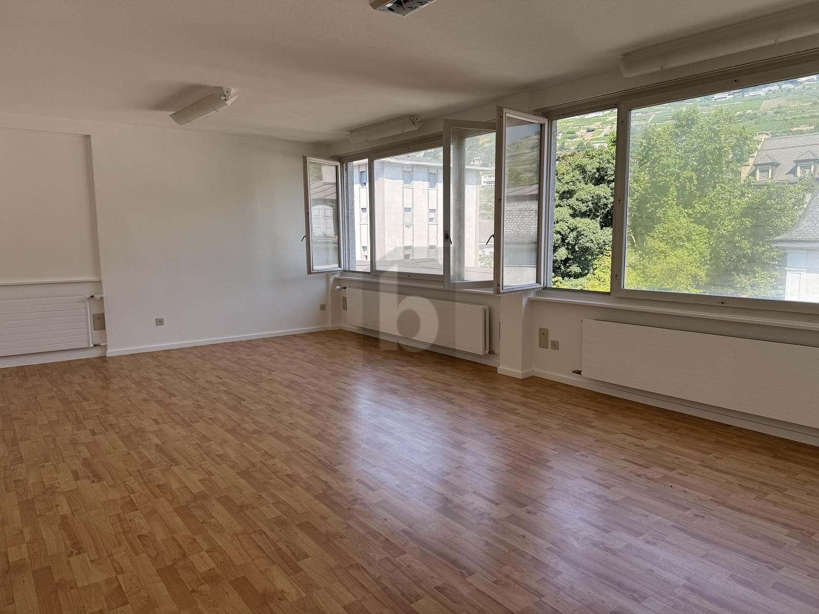 Büro in 1950 Sitten, 95m² – Bild 2 von 5
