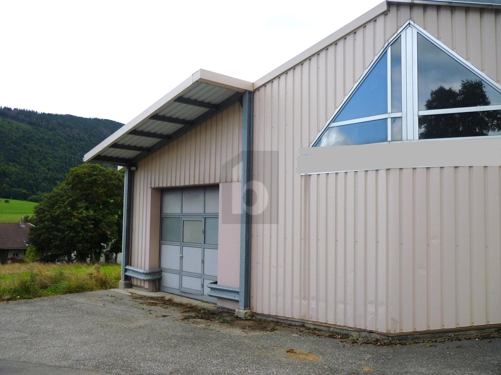 Industrie in 1450 Ste-Croix, 400m² – Bild 2 von 6