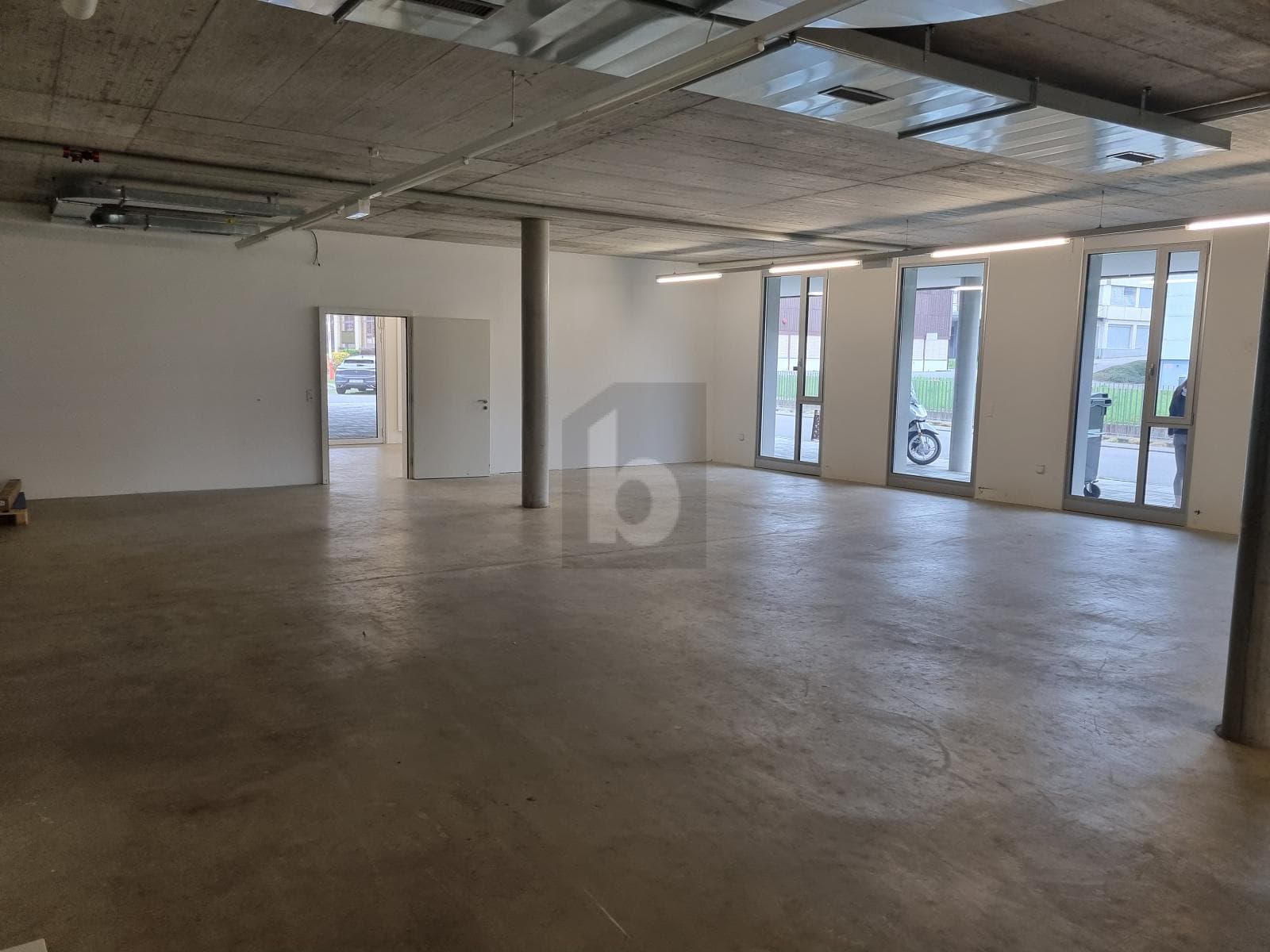 Lager in 1052 Le Mont-sur-Lausanne, 307m² – Bild 2 von 6