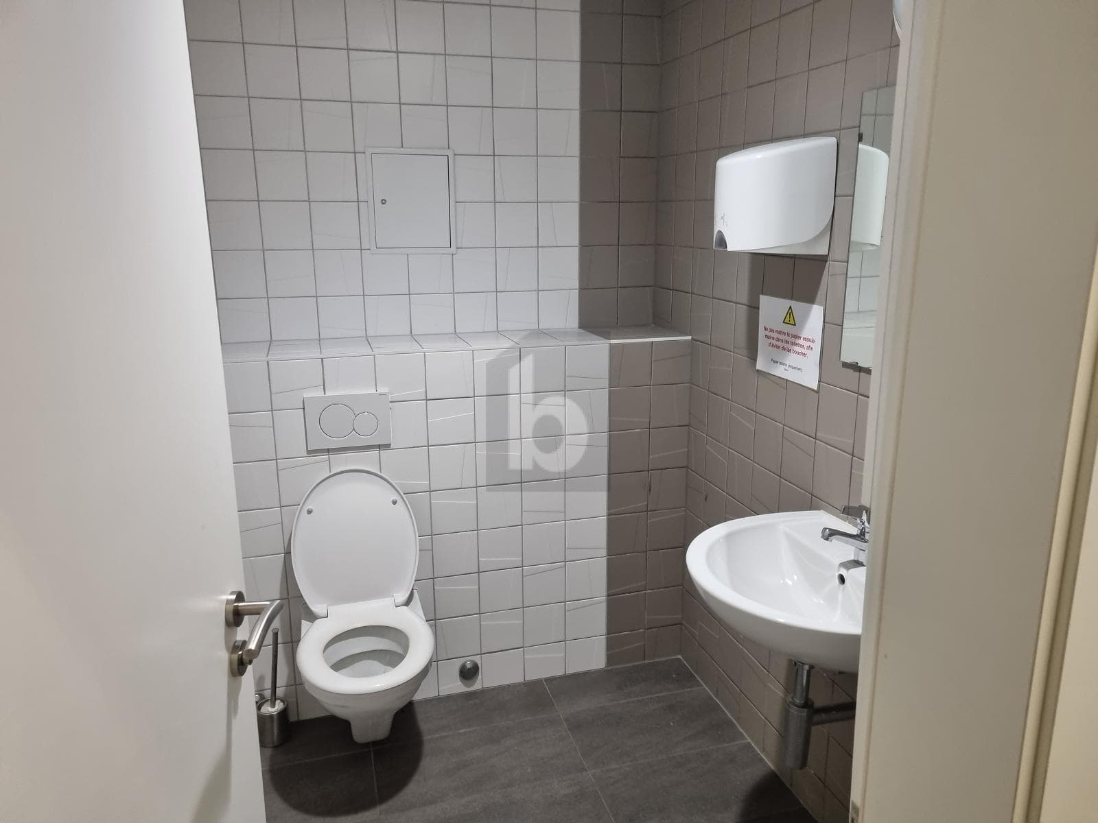 Lager in 1052 Le Mont-sur-Lausanne, 307m² – Bild 5 von 6