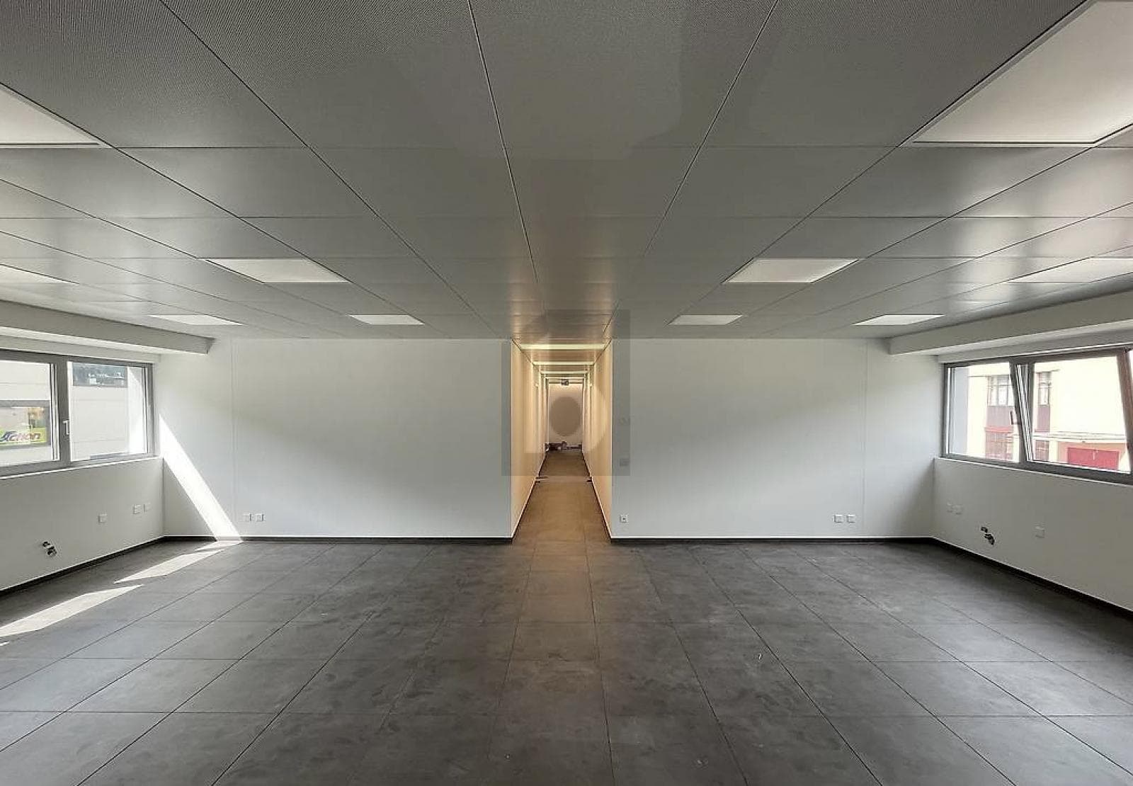Büro in 6528 Camorino, CHF 4'000 pro Monat – Bild 5 von 6