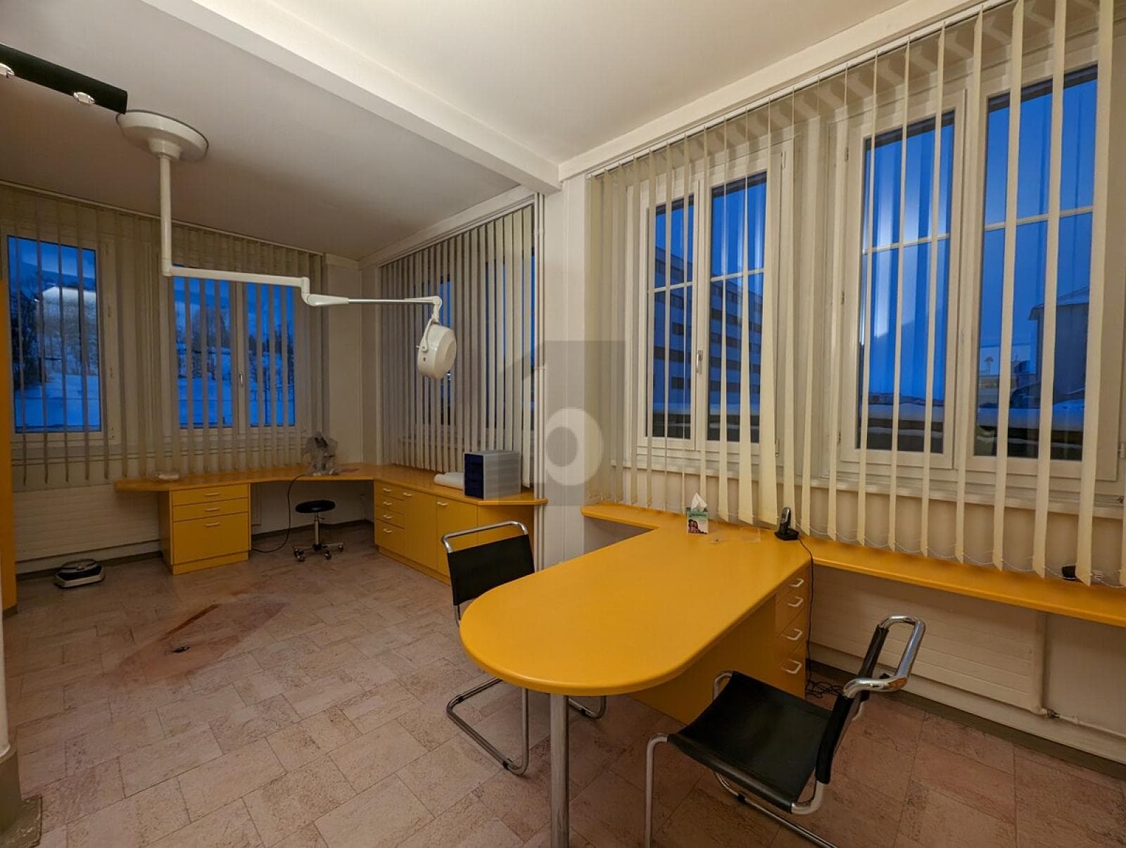 Office in 2300 La Chaux-de-Fonds, 145m² – Photo 4 of 6