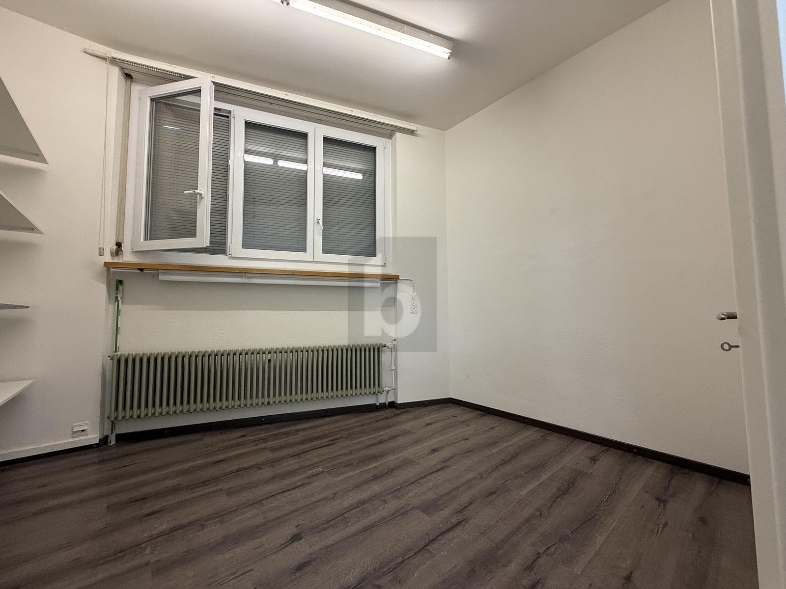 Espace de vente à 5036 Oberentfelden, 293m² – Photo 2 sur 6