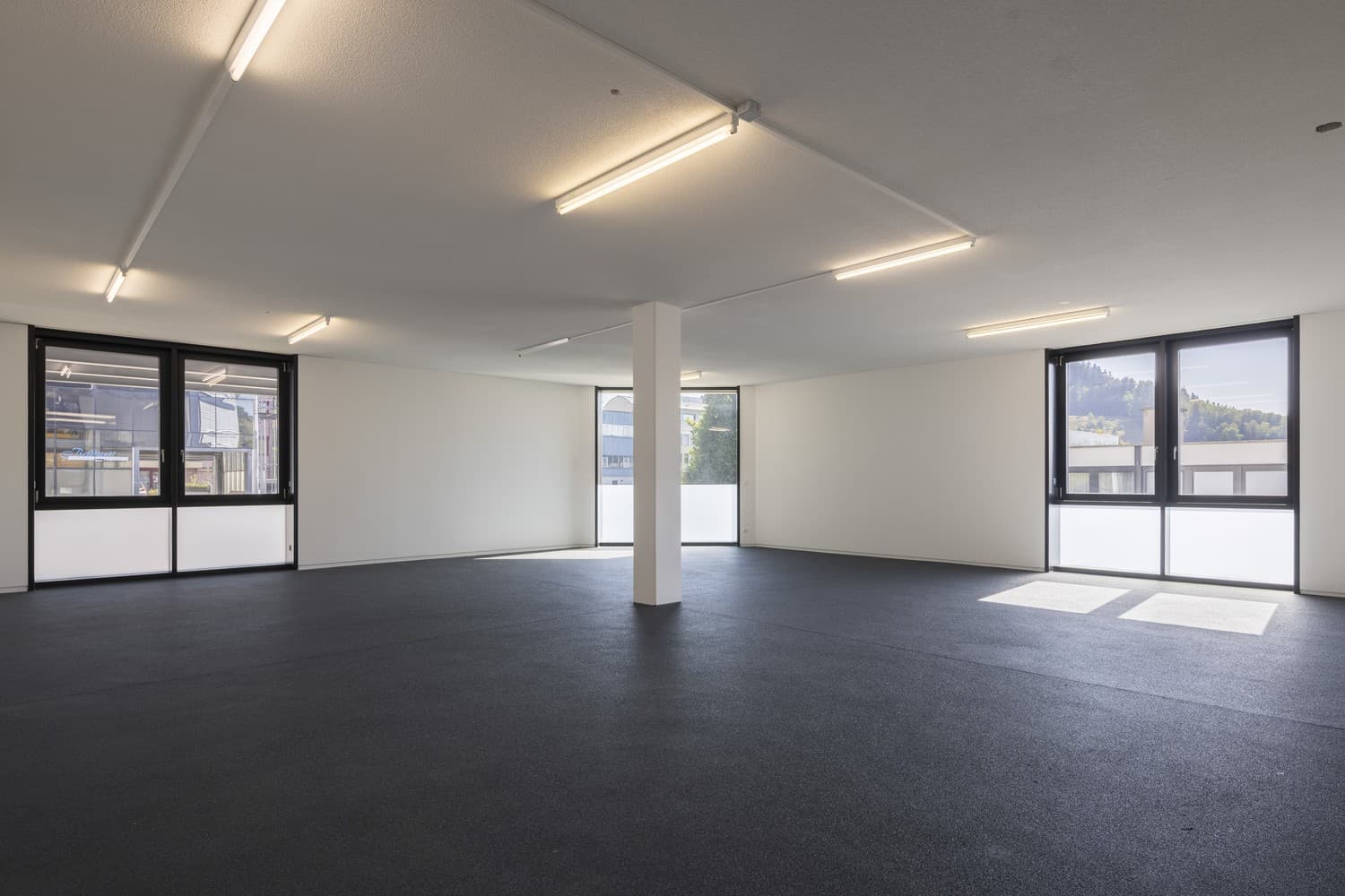 Büro an Ruessenstrasse 5a, 6340 Baar – Bild 2 von 9