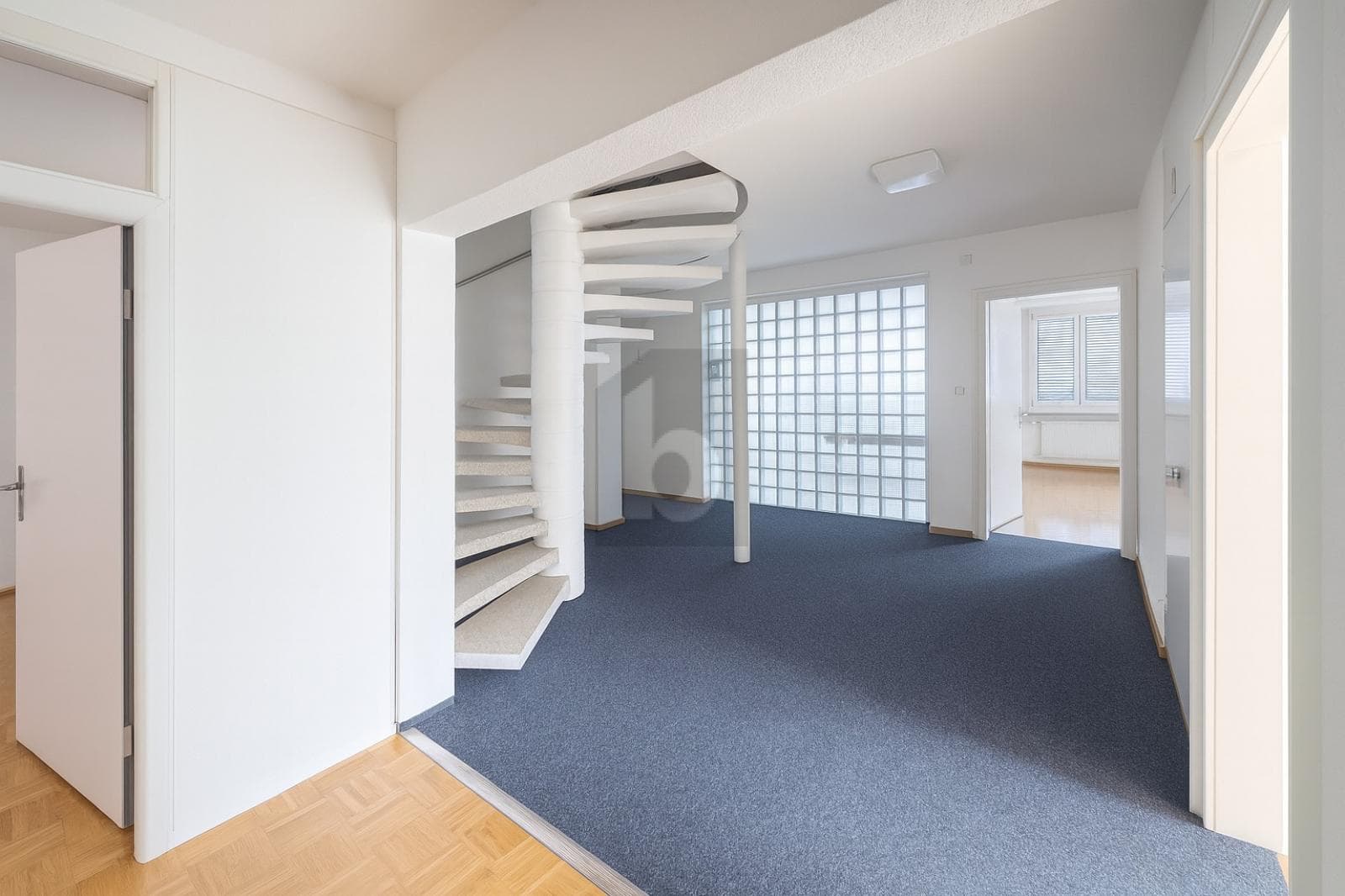 Büro in 2800 Delsberg, 500m² – Bild 2 von 6