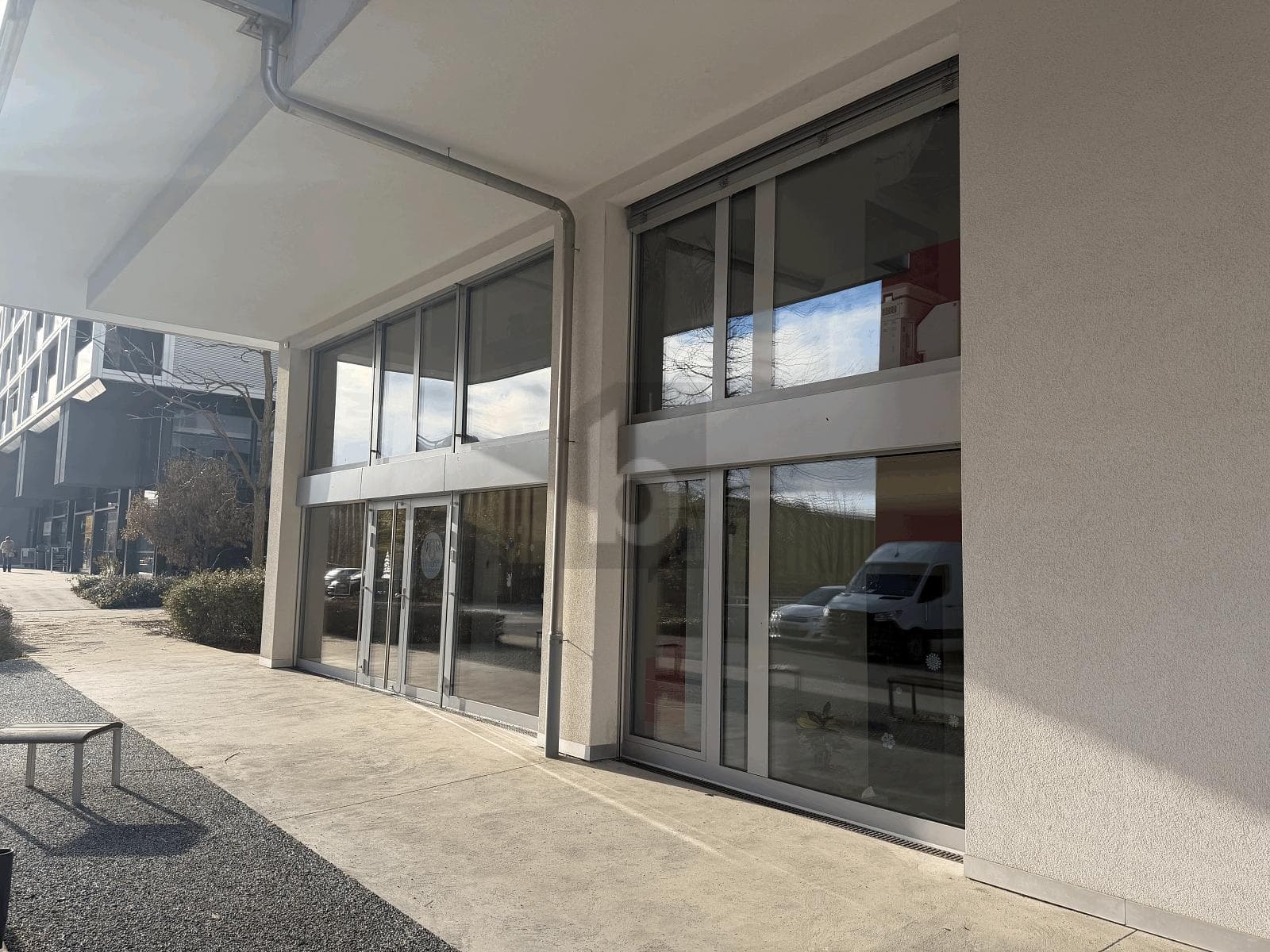 Büro in 1260 Nyon, 156m²