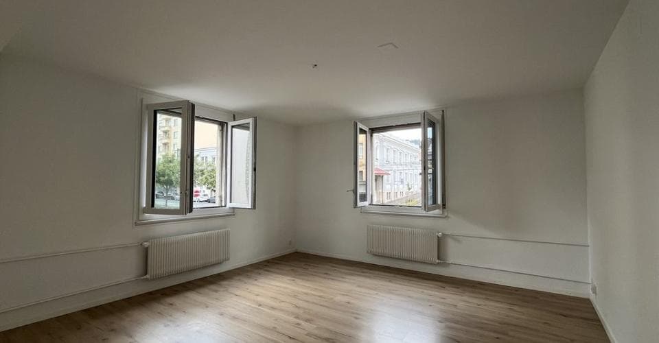 Commercial Space at Avenue Léopold-Robert 83, 2300 La Chaux-de-Fonds – Photo 4 of 8