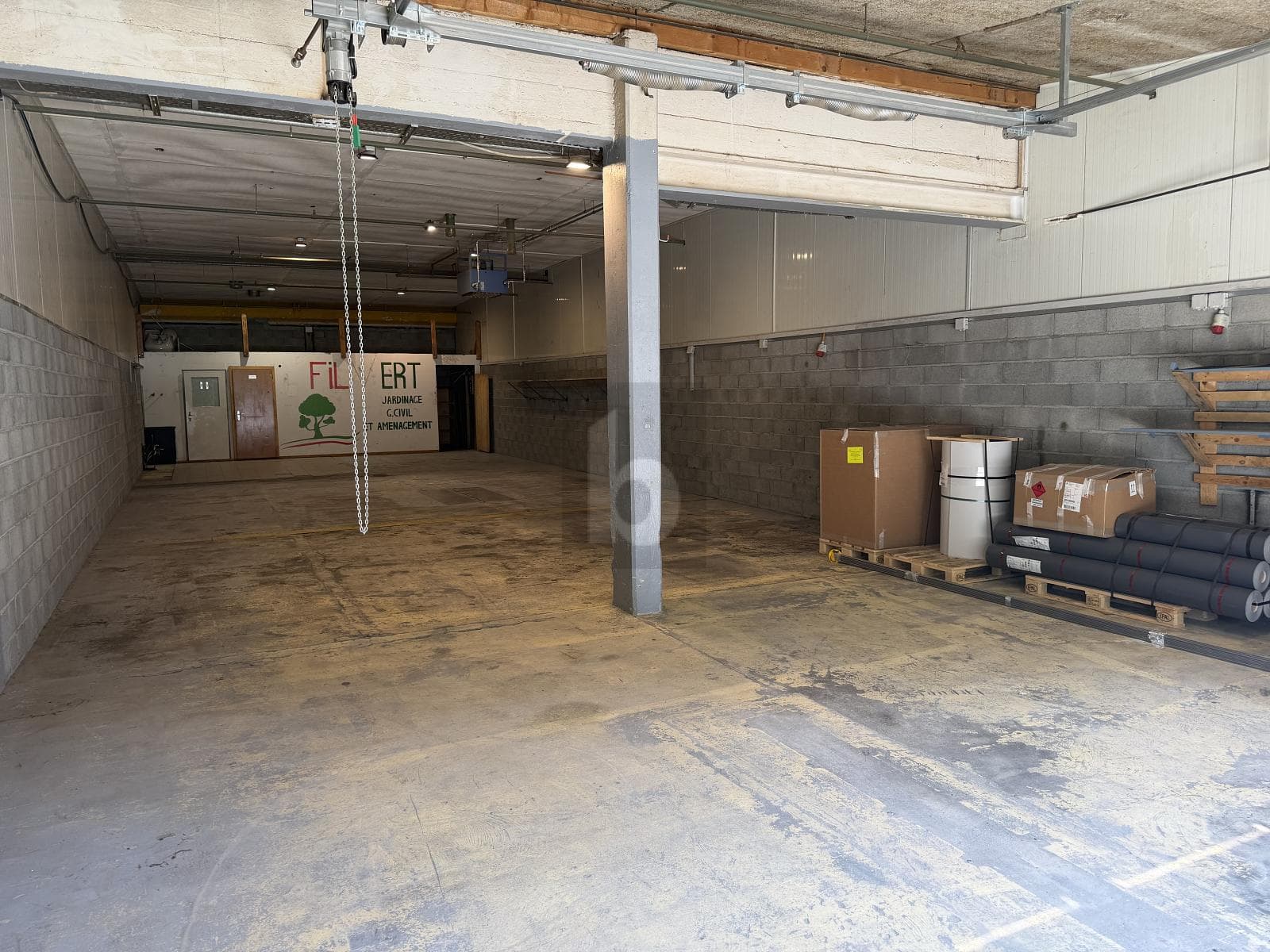 Industrie in 1955 St-Pierre-de-Clages, 193m² – Bild 5 von 6